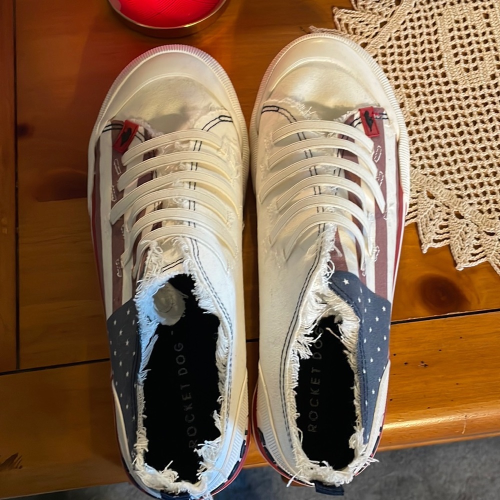 Brand new rocket dog sneakers